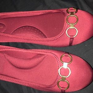 Bandalino brand New red Wedges